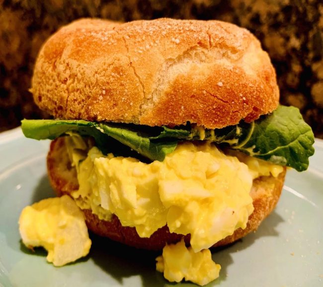 Spicy Spuds Egg Salad Sandwich with Tangy Garlic Onion